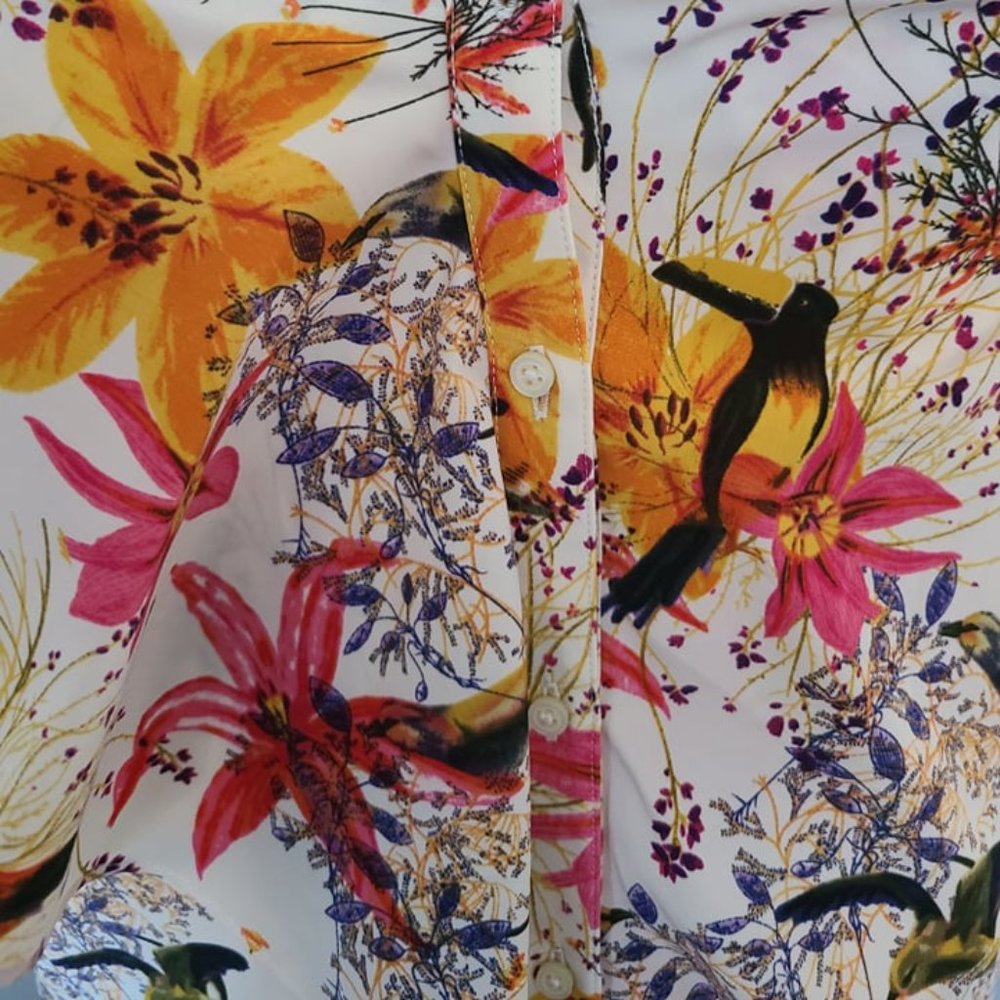 Banana Republic - Floral/Bird Print Flounce Sleeveless Blouse - Picture 7 of 9